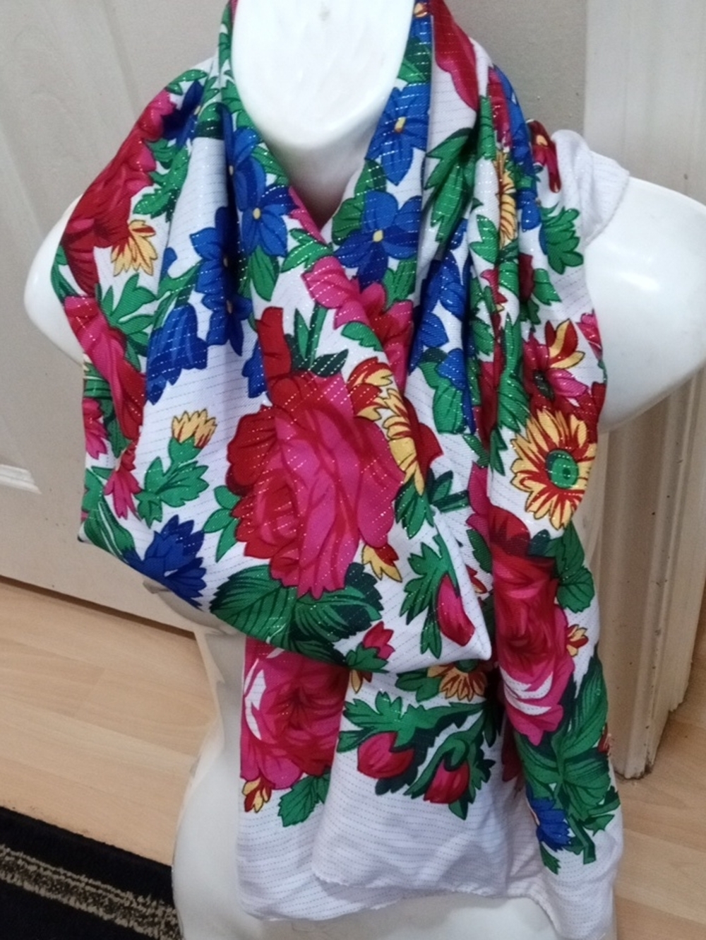 Floral Multicolor Lightweight Women's Scarf - Pink, Blue & Green